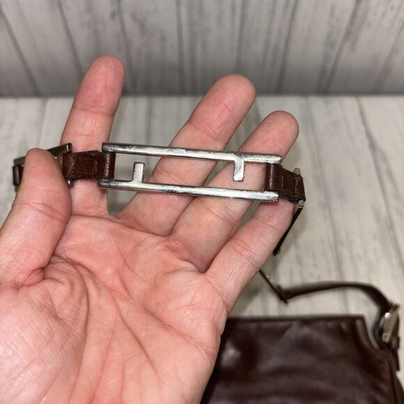 Womens Soft Brown Leather Fendi Shoulder Bag - Picture 3 of 9